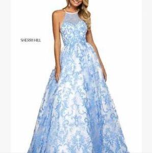 Stunning Sherri Hill size 4 ball gown in excellent condition